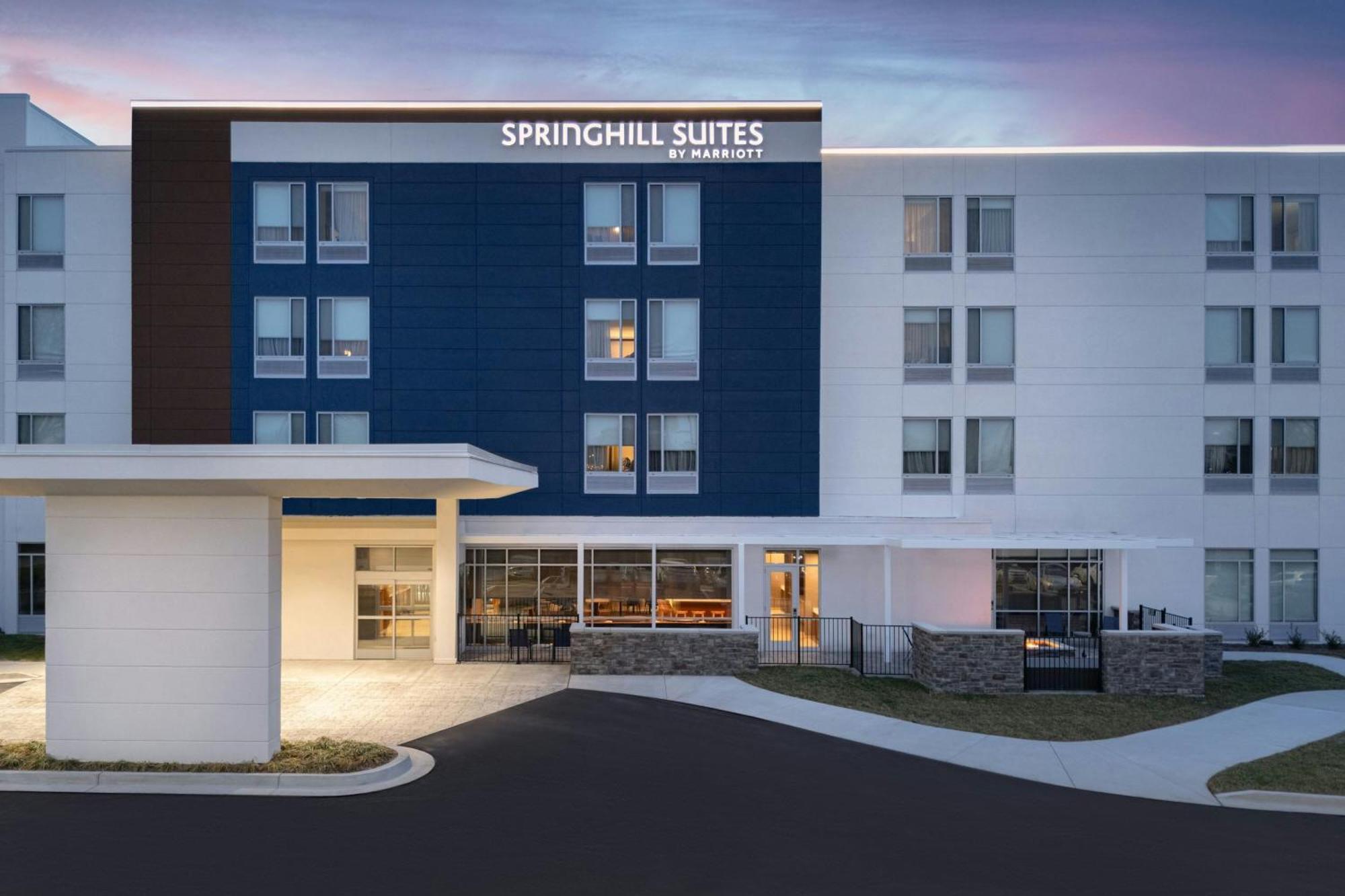 Springhill Suites By Marriott Lexington Frankfort Exterior foto
